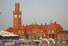 Steubenhft Cuxhaven Foto in Amerikahafen rotes Backsteinbau Turm mit Uhr ber Hapag-Hallen