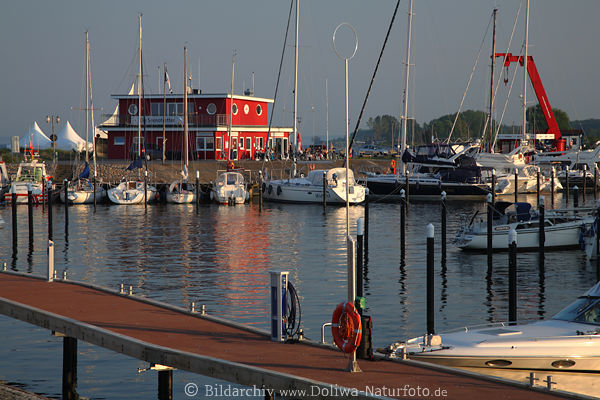 Bootshafen Damp maritime Landschaft Abendlicht Stimmung romantische Fotografie